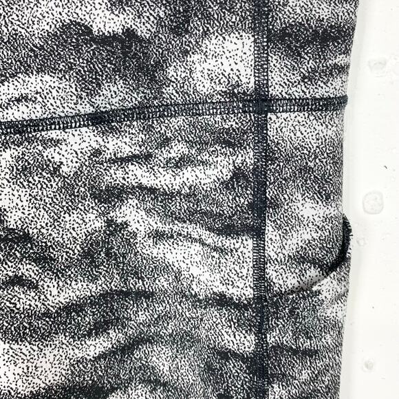 Lululemon Womens Pace Rival Crop Leggings Power Luxtreme Hazy Days Black White 6 - Picture 7 of 9